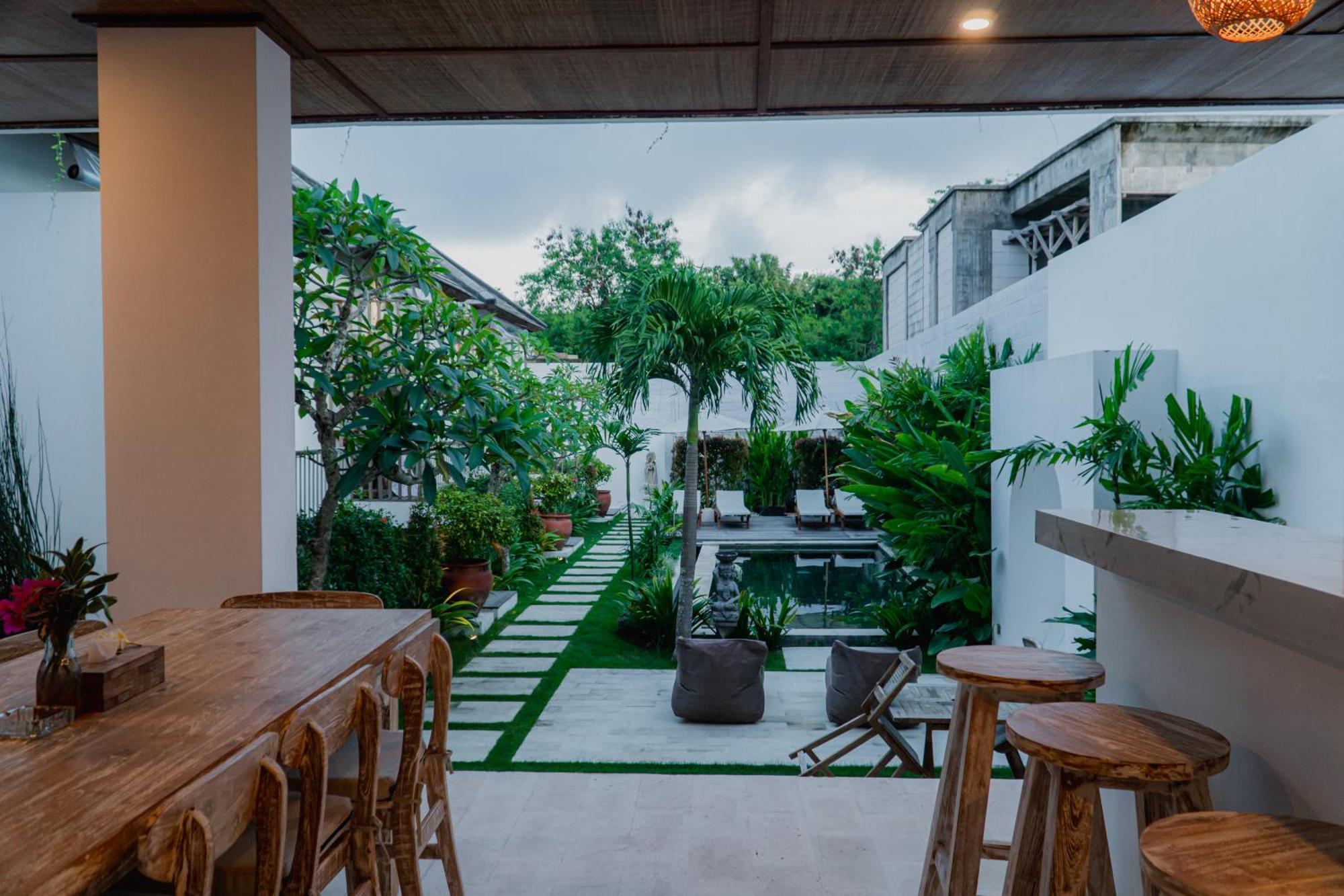 Hotel Sanjula Uluwatu Exterior foto
